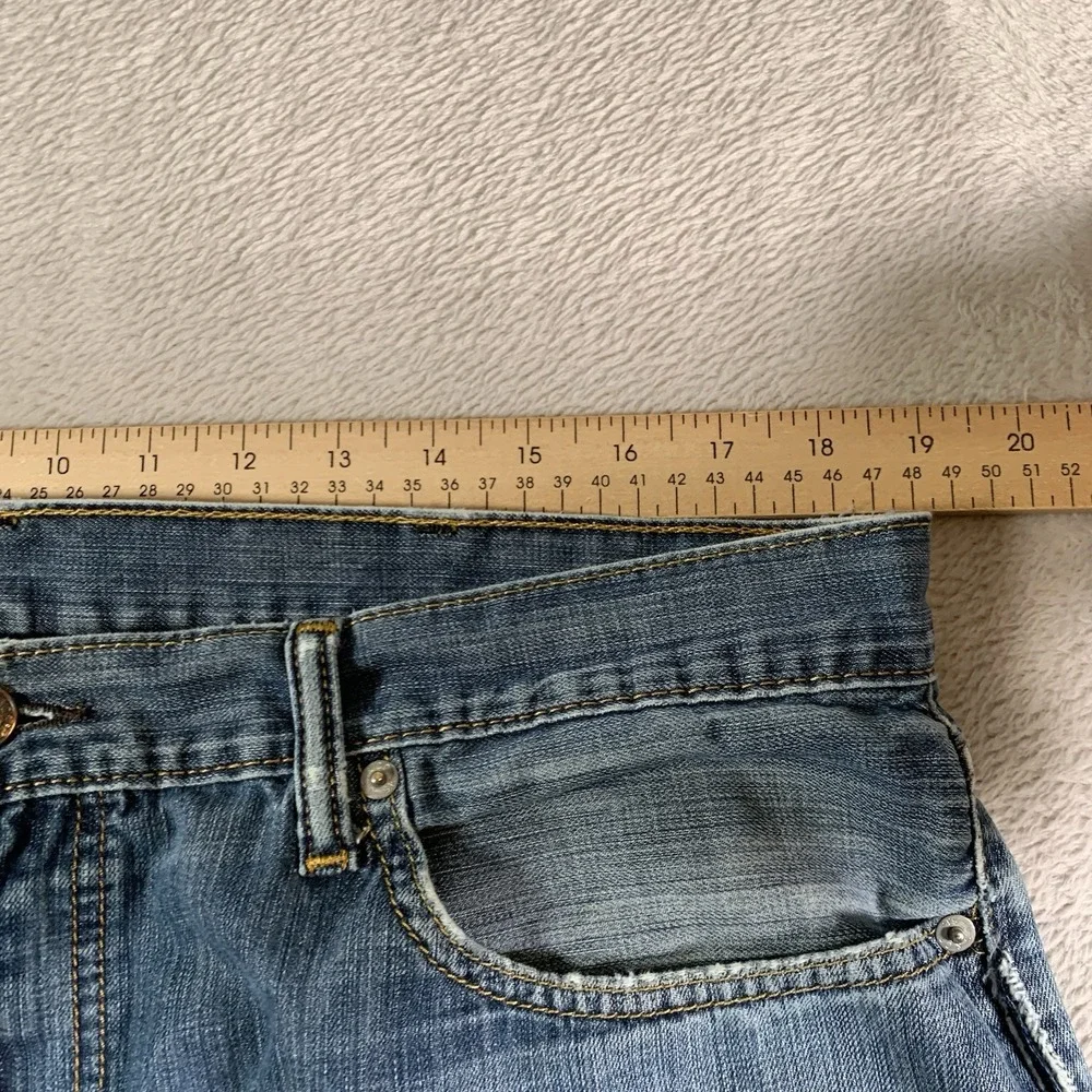 Levis thanks so